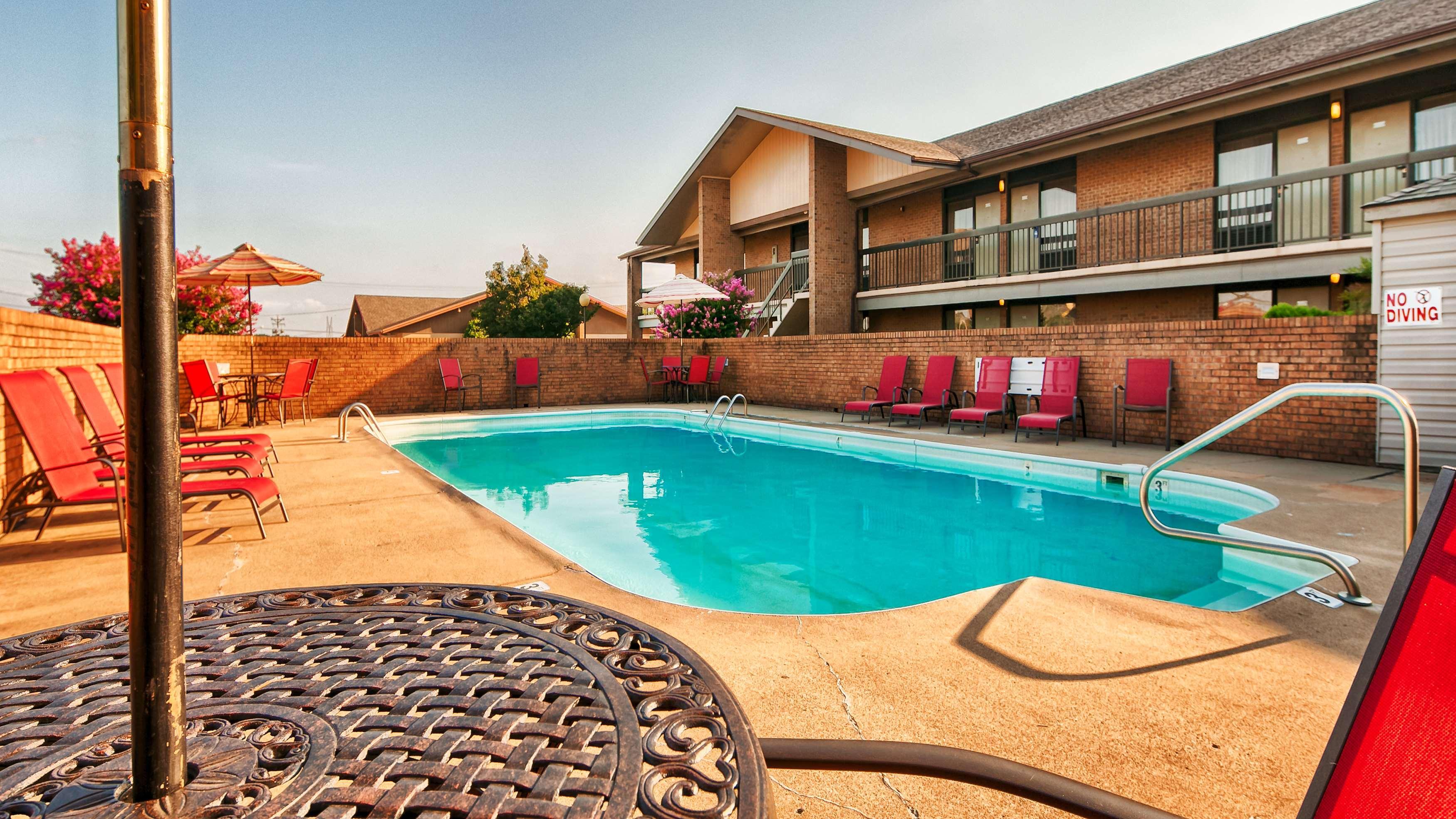 Best Western University Inn Murray Bagian luar foto