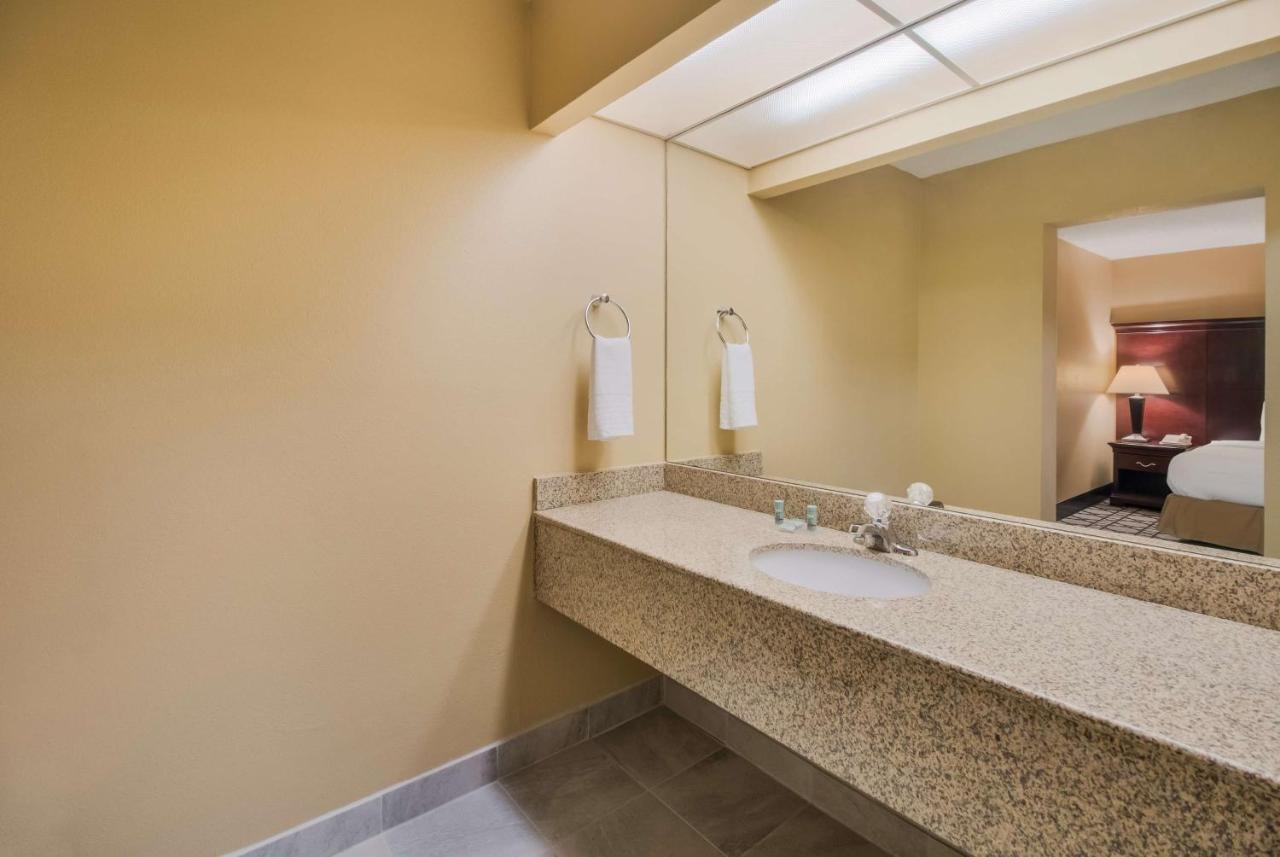 Best Western University Inn Murray Bagian luar foto