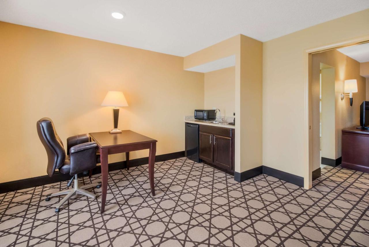 Best Western University Inn Murray Bagian luar foto