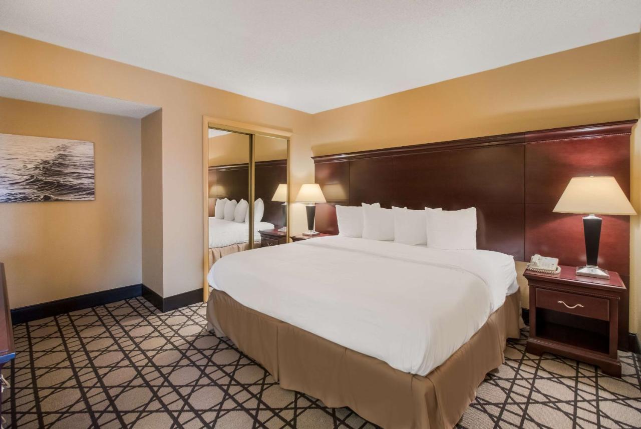 Best Western University Inn Murray Bagian luar foto