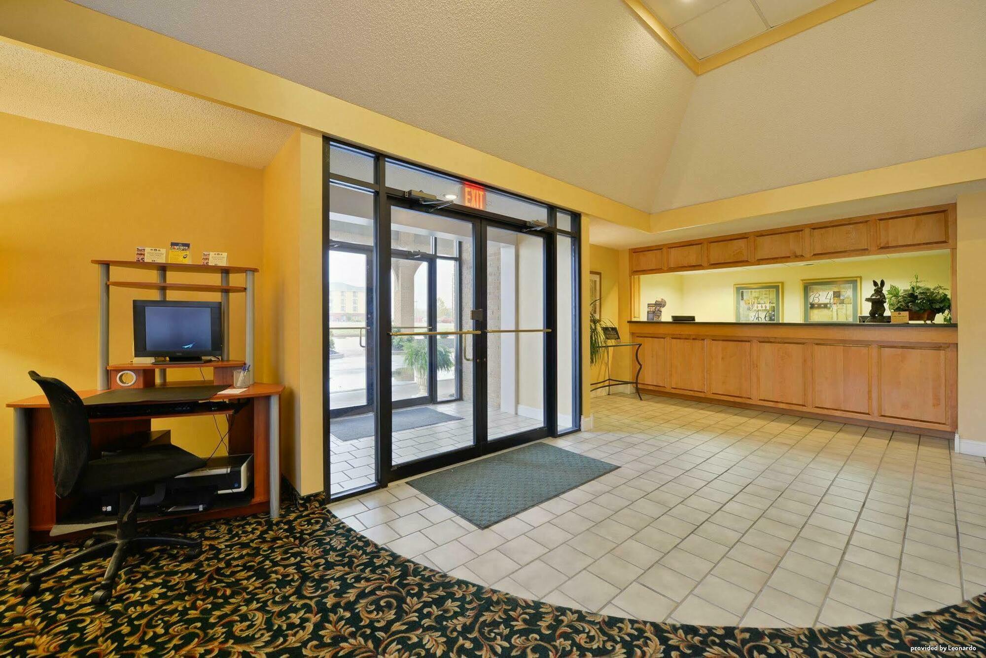 Best Western University Inn Murray Bagian luar foto